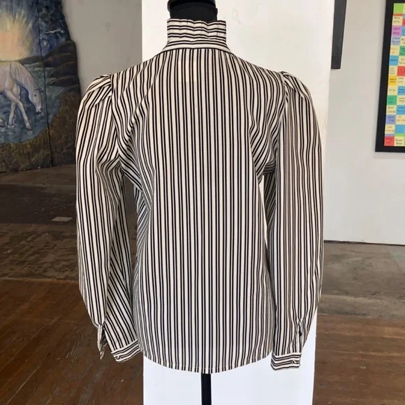 Vintage cottage style striped black and white top - Picture 5 of 9